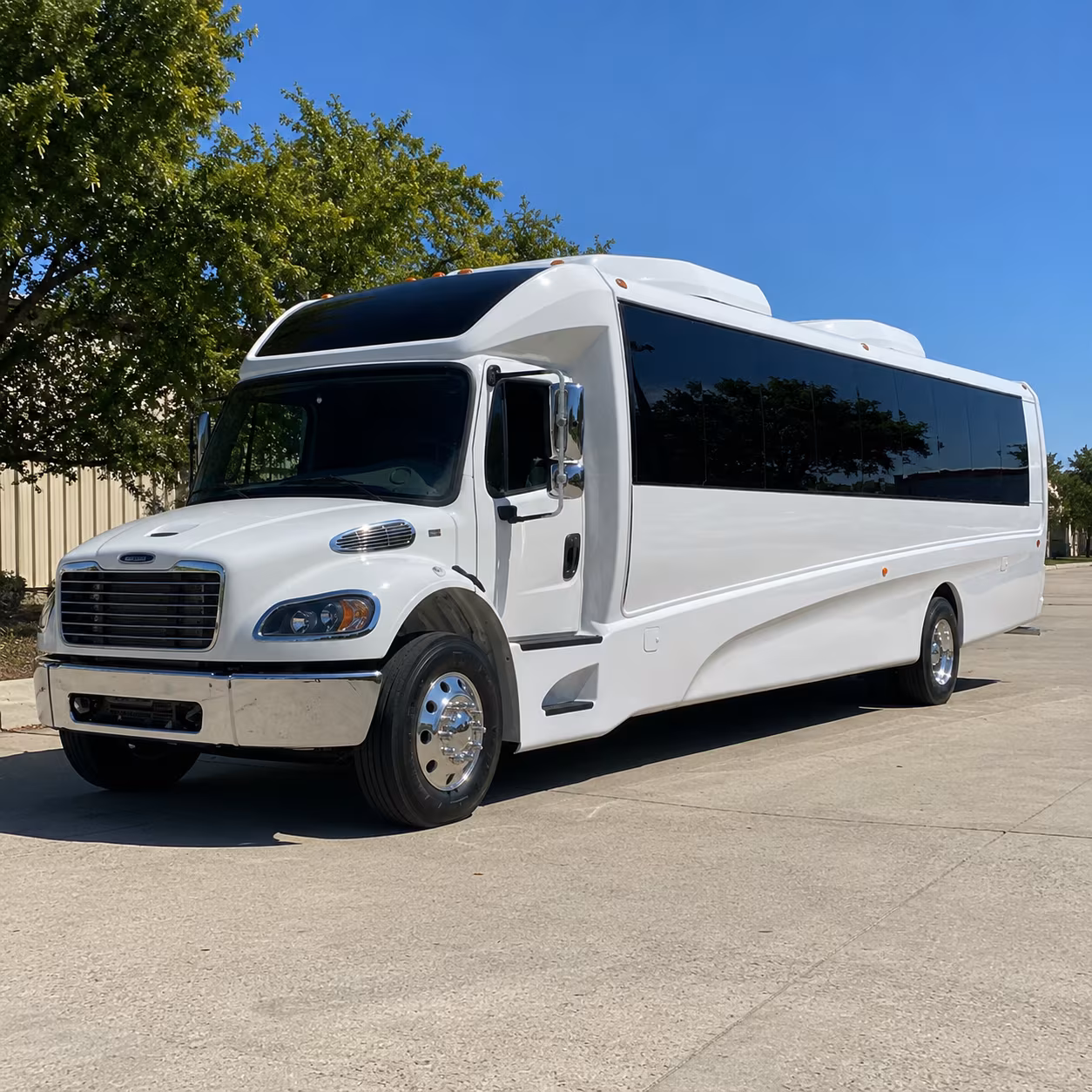 boise 18 passenger minibus