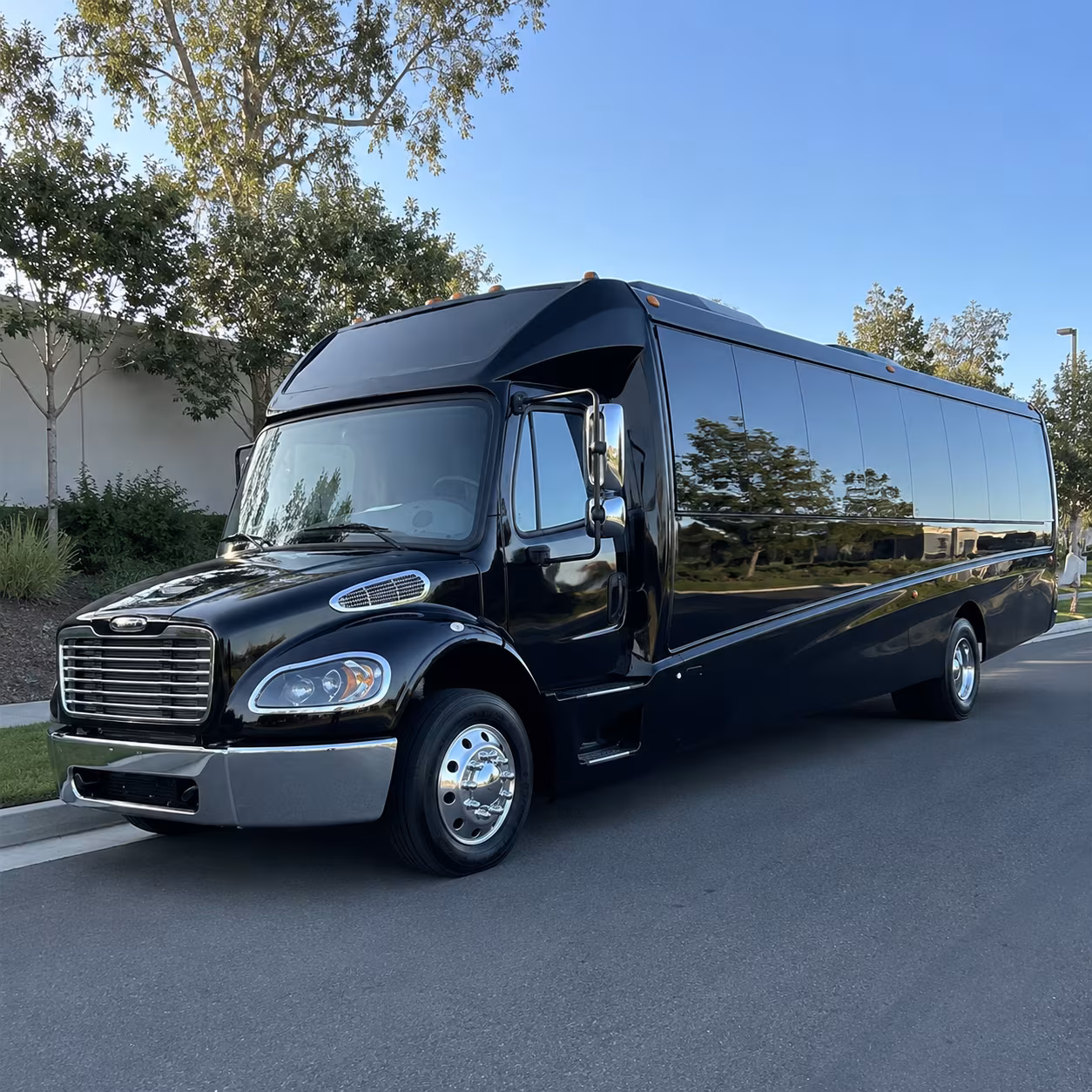 boise 20 passenger minibus