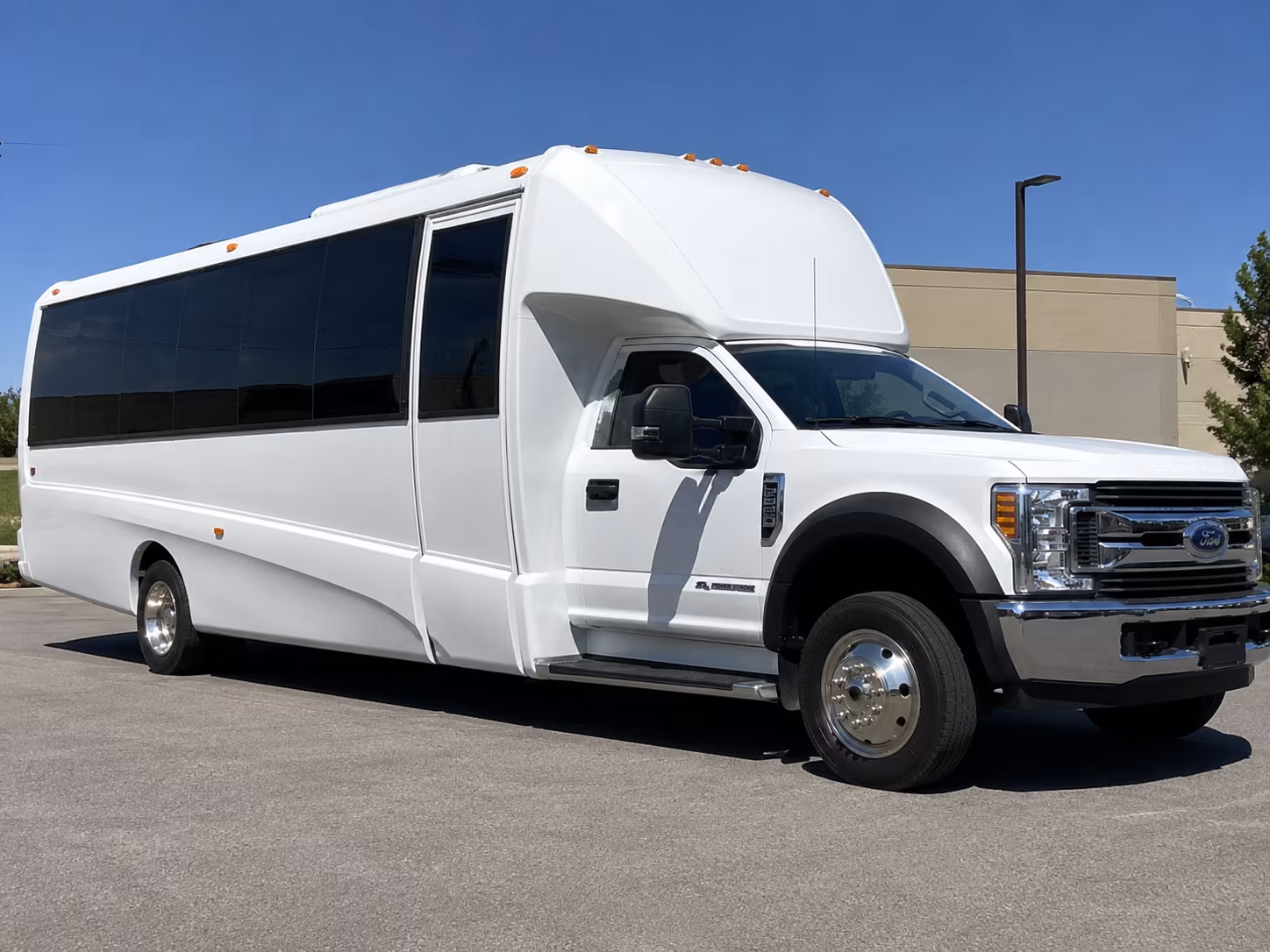 rent a bus in boise for pre prom dinners and the full night out