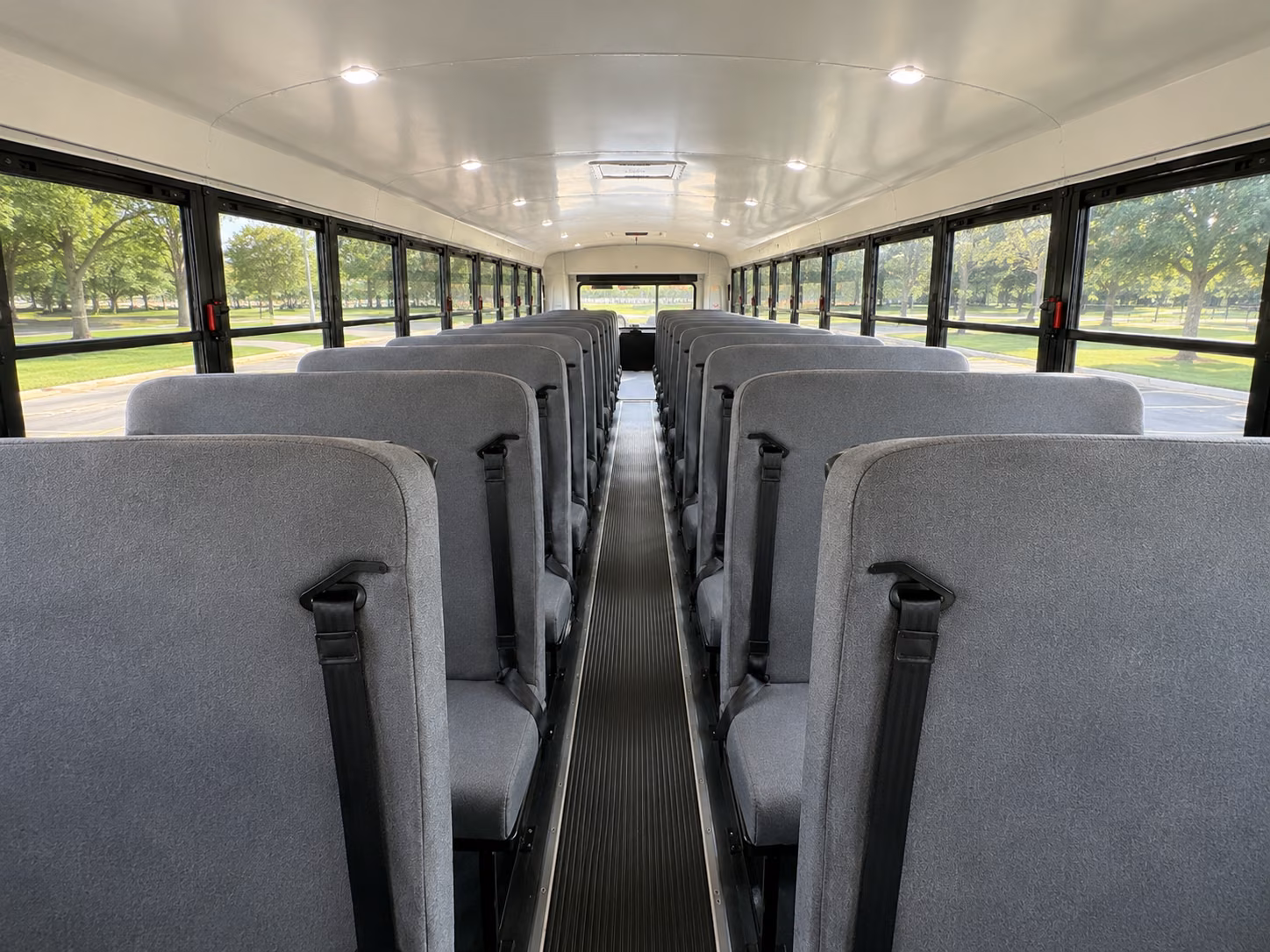 school bus rentals for zoo boise and julia davis park field trips