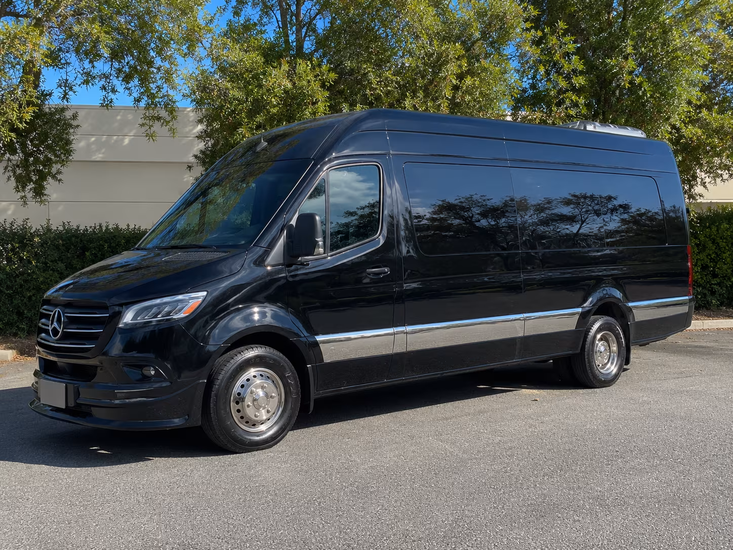 sprinter vans and small group buses for private boise winery tours